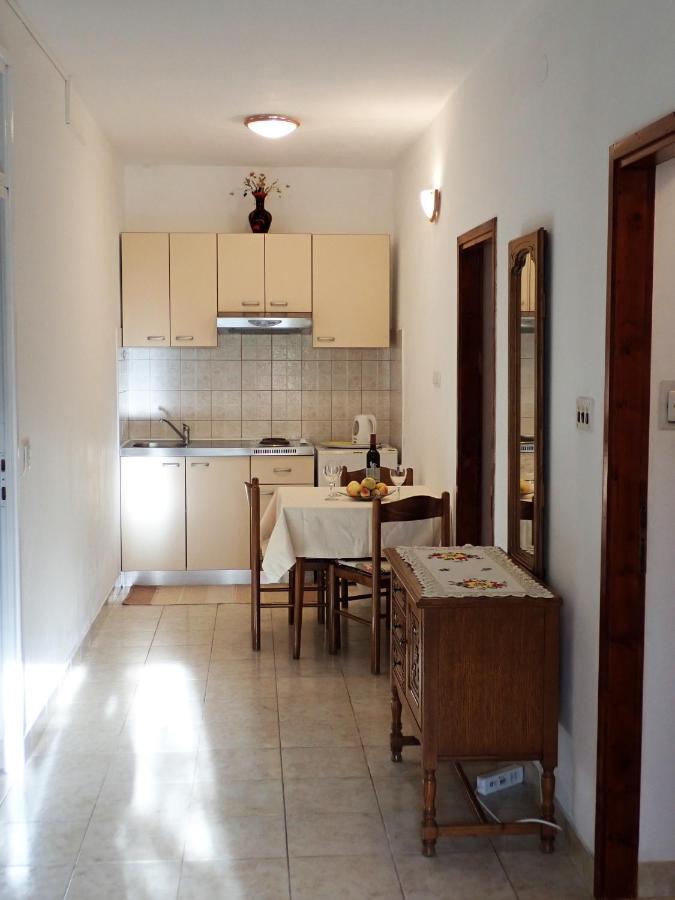 Katja Beach Apartment Račišće Eksteriør bilde