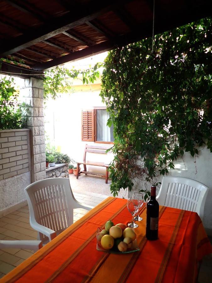 Katja Beach Apartment Račišće Eksteriør bilde