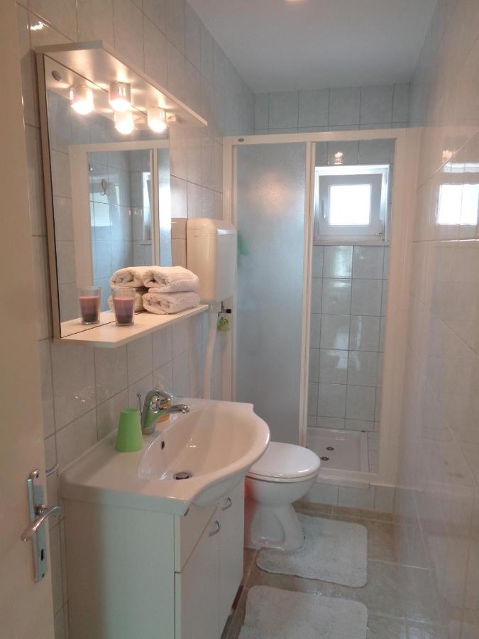 Katja Beach Apartment Račišće Eksteriør bilde