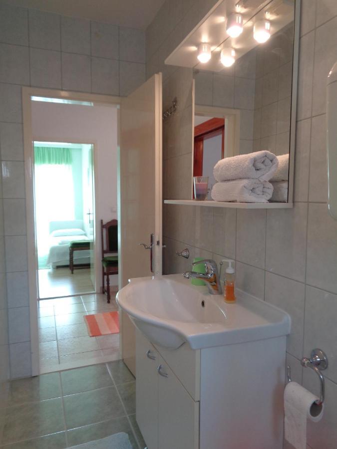 Katja Beach Apartment Račišće Eksteriør bilde